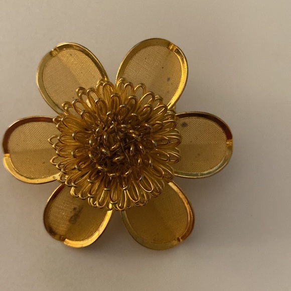 9 Vintage Floral Flower Themed Pins Brooches incl Sarah Coventry Avon Monet - Picture 14 of 16